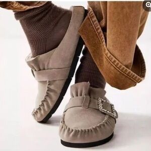 NEW IN BOX FREE PEOPLE AFTER RIDING MULES | MOON ROCK SUEDE | SIZE 10